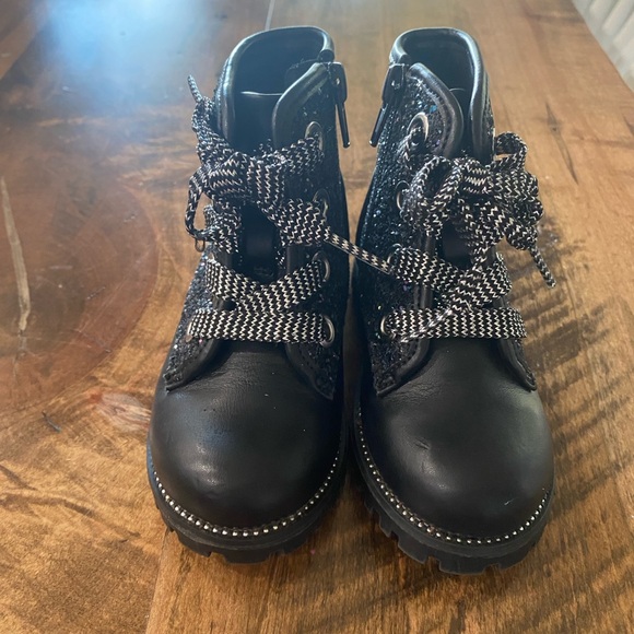 Adorable Sparkle Black Toddler Boots - Olive & Edie - Caitie - Size 7 - Picture 6 of 11